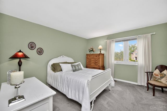 9896 Softspring Drive, Sharonville, OH 45241