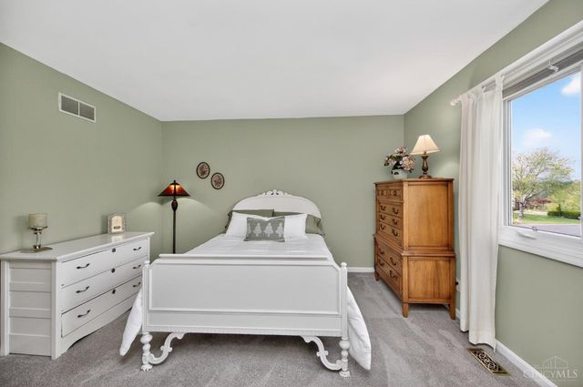 9896 Softspring Drive, Sharonville, OH 45241