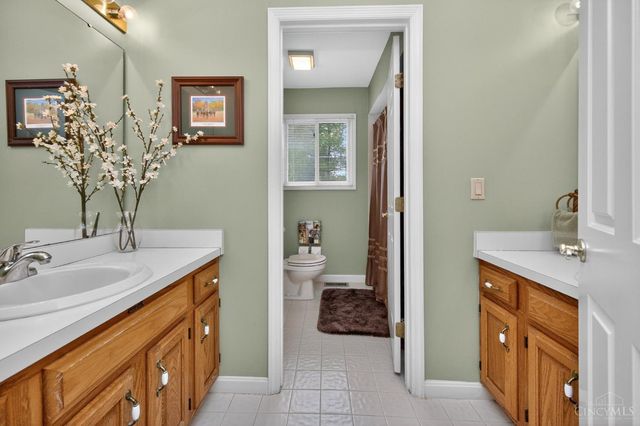 9896 Softspring Drive, Sharonville, OH 45241