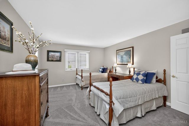 9896 Softspring Drive, Sharonville, OH 45241