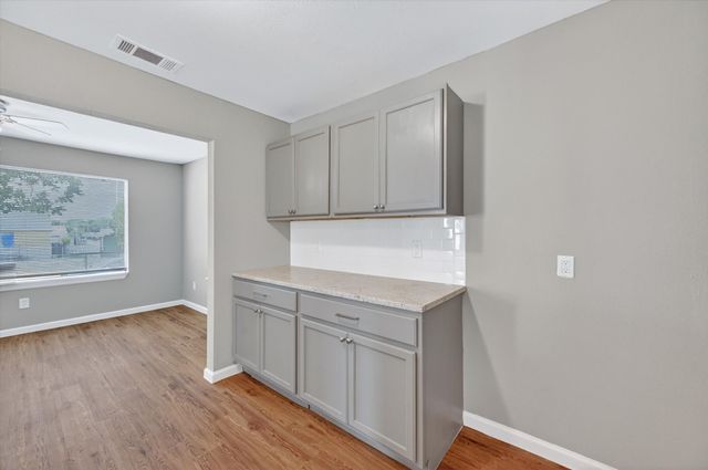 1119 E Cantey Street, Fort Worth, TX 76104