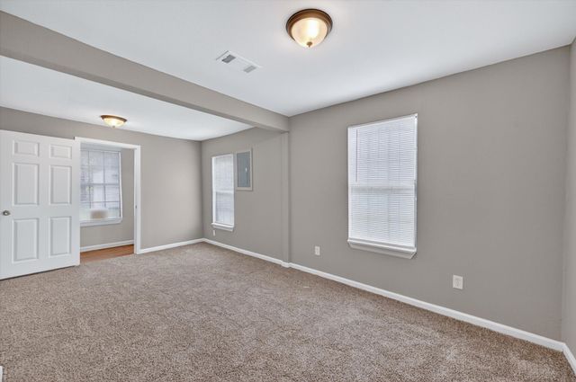 1119 E Cantey Street, Fort Worth, TX 76104