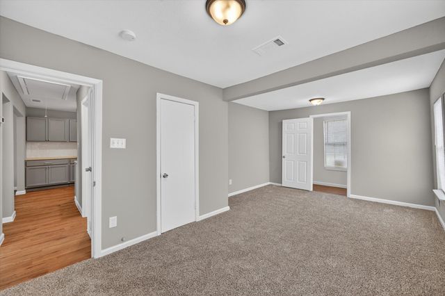 1119 E Cantey Street, Fort Worth, TX 76104