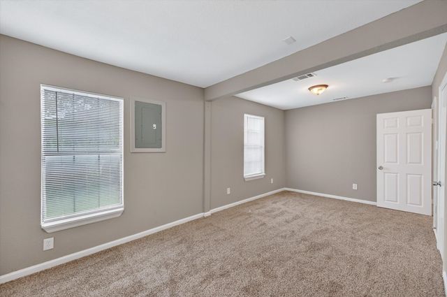 1119 E Cantey Street, Fort Worth, TX 76104