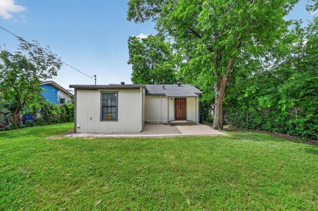 1119 E Cantey Street, Fort Worth, TX 76104