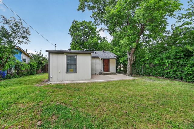 1119 E Cantey Street, Fort Worth, TX 76104
