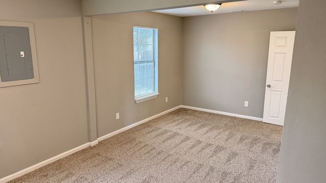 1119 E Cantey Street, Fort Worth, TX 76104