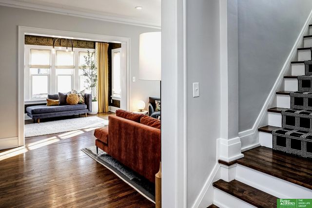 5223 Jones Street, Omaha, NE 68106