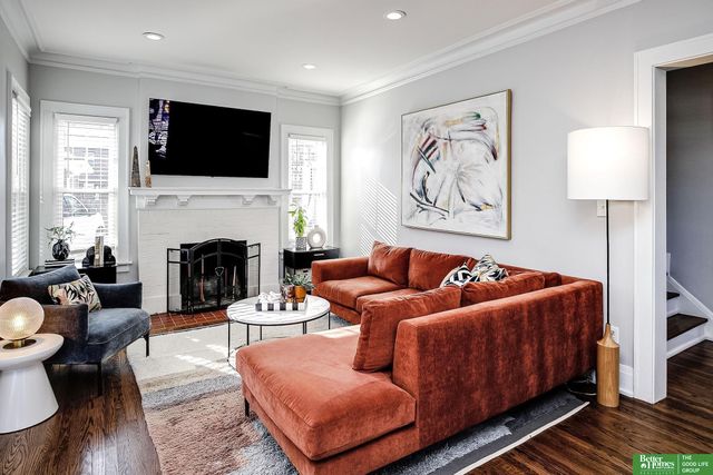 5223 Jones Street, Omaha, NE 68106