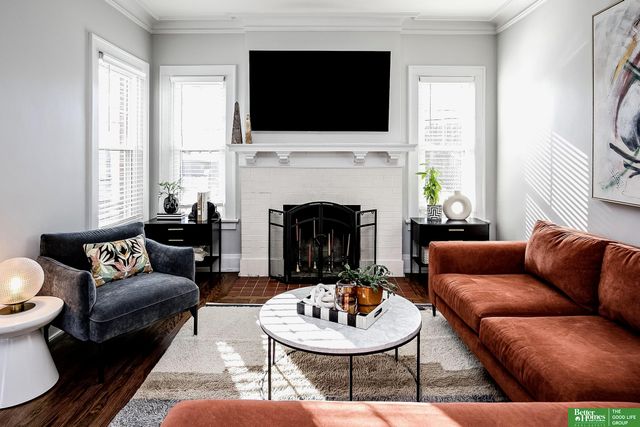 5223 Jones Street, Omaha, NE 68106