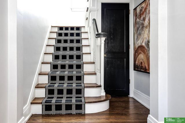 5223 Jones Street, Omaha, NE 68106