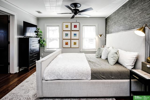 5223 Jones Street, Omaha, NE 68106