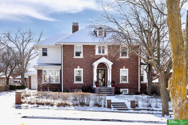 5223 Jones Street, Omaha, NE 68106