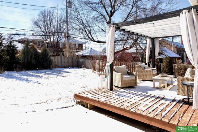 5223 Jones Street, Omaha, NE 68106