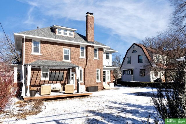 5223 Jones Street, Omaha, NE 68106