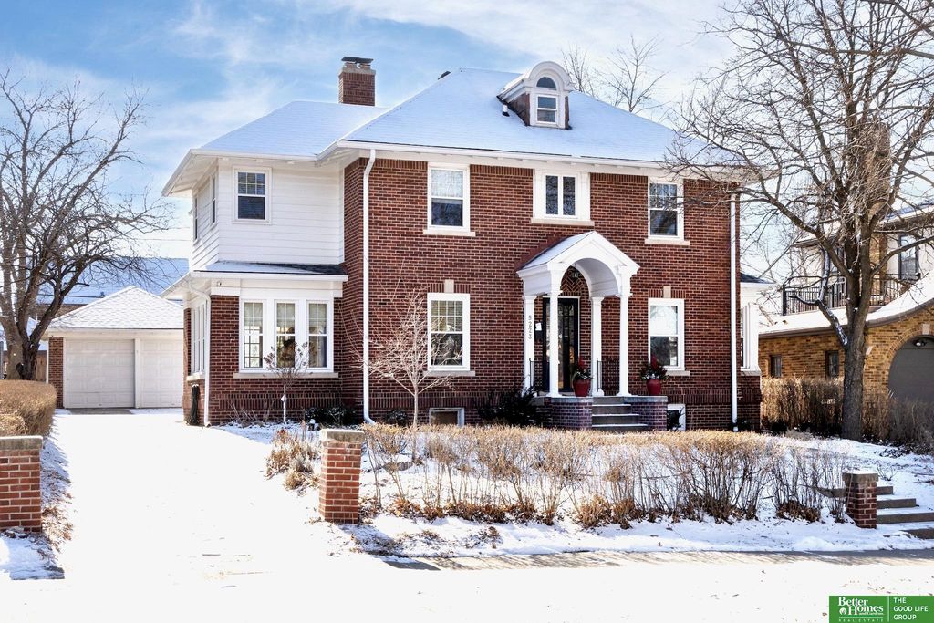 5223 Jones Street, Omaha, NE 68106