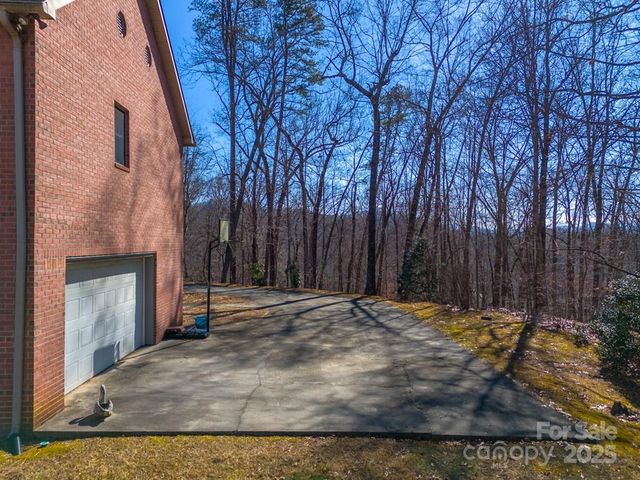 832 Asheville Highway, Sylva, NC 28779