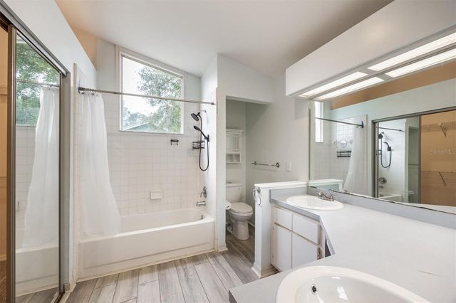 5431 NW 35TH DRIVE, Gainesville, FL 32653