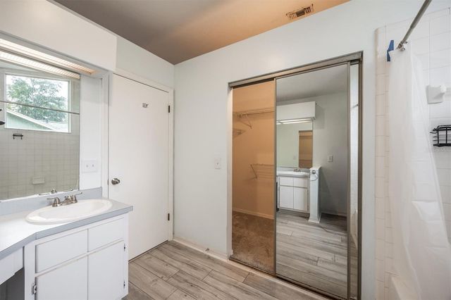 5431 NW 35TH DRIVE, Gainesville, FL 32653