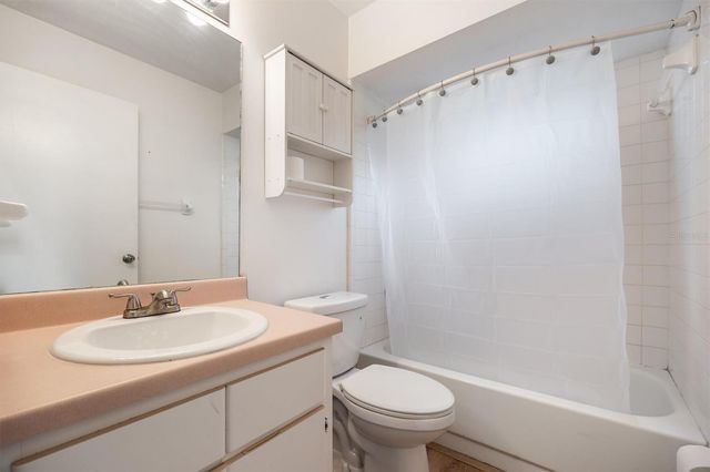 5431 NW 35TH DRIVE, Gainesville, FL 32653