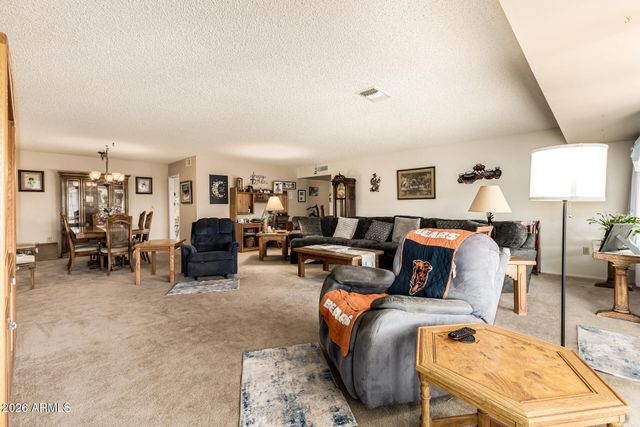 10422 W ROUNDELAY Circle, Sun City, AZ 85351