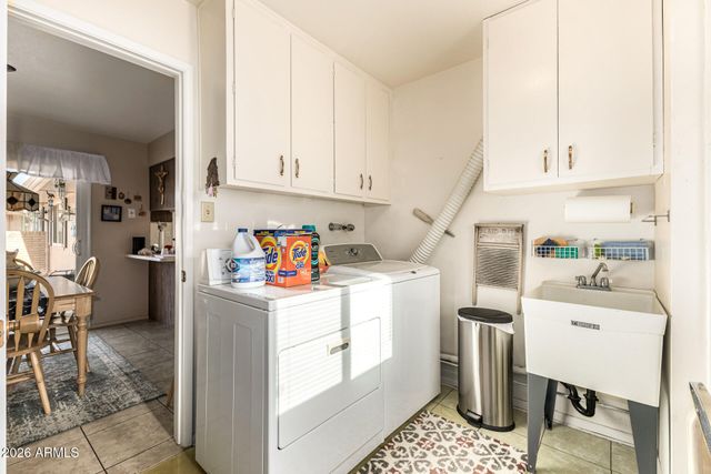 10422 W ROUNDELAY Circle, Sun City, AZ 85351