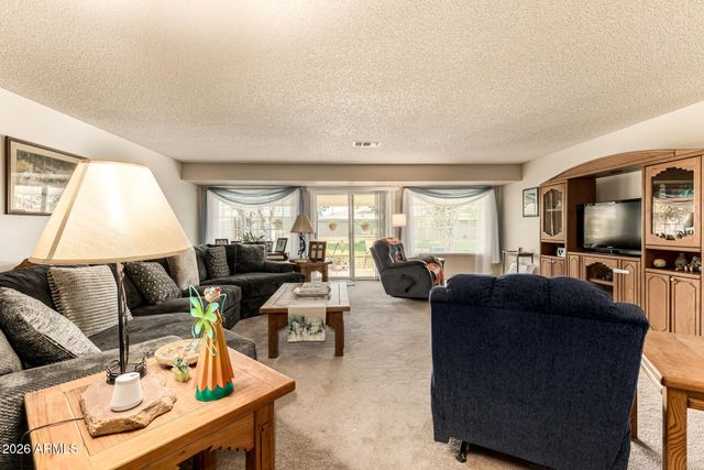 10422 W ROUNDELAY Circle, Sun City, AZ 85351