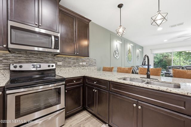 3650 CRESWICK Circle C, Orange Park, FL 32065