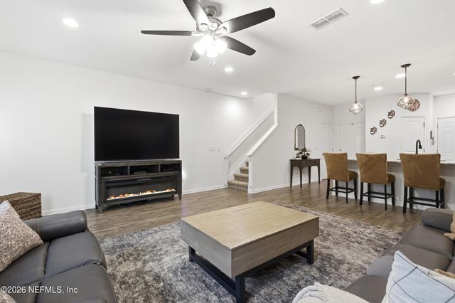 3650 CRESWICK Circle C, Orange Park, FL 32065