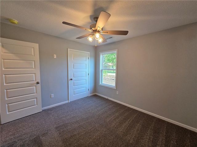 542 N Lexington Street, Adrian, MO 64720