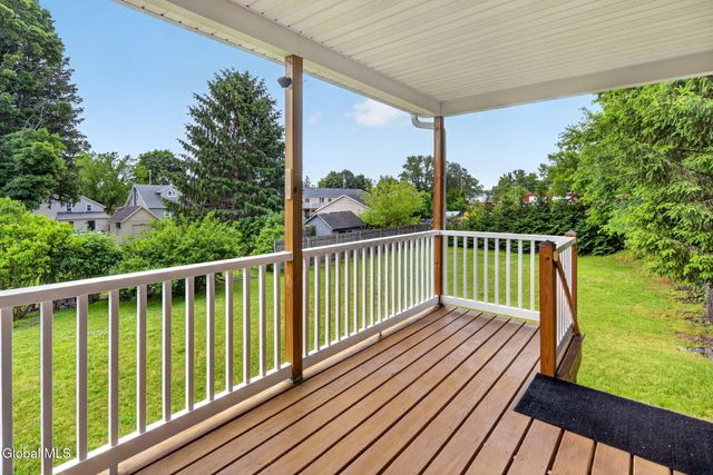28 Kellogg Road, Stillwater, NY 12170