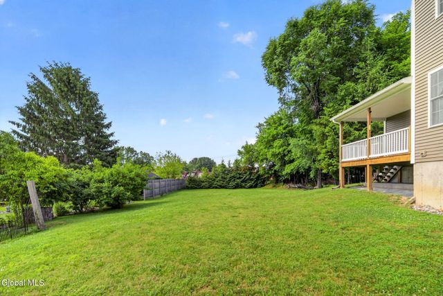 28 Kellogg Road, Stillwater, NY 12170
