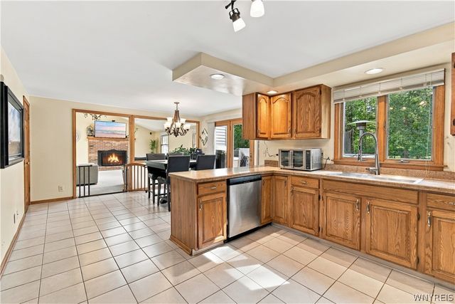 8877 Greiner Road, Clarence, NY 14031