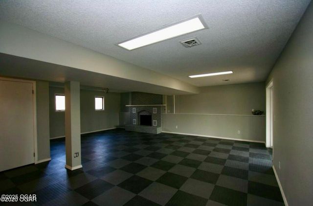 202 Split Rail Drive Drive, Joplin, MO 64801