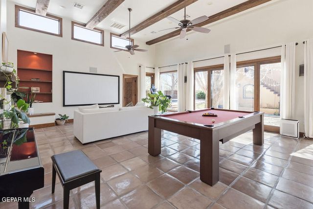 300 ROSEMONT Drive, El Paso, TX 79922