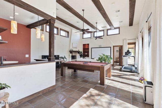 300 ROSEMONT Drive, El Paso, TX 79922