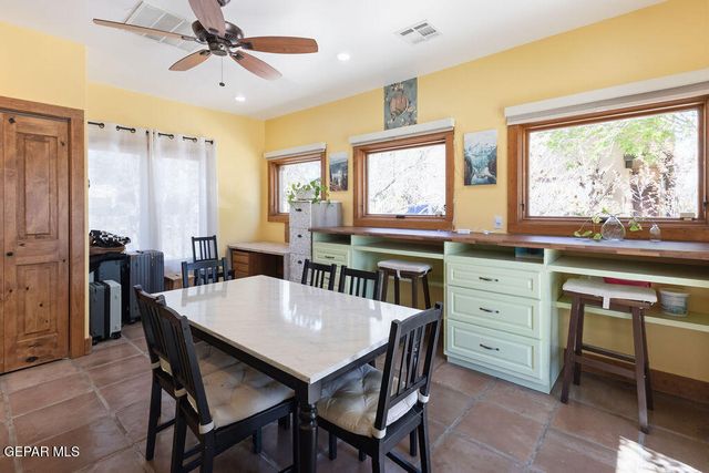 300 ROSEMONT Drive, El Paso, TX 79922