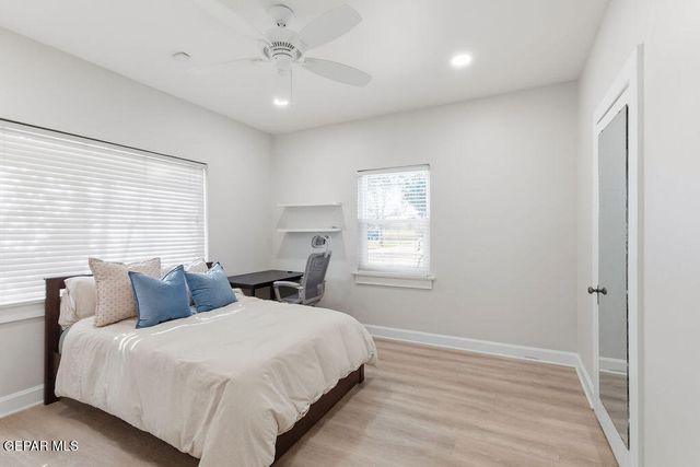 300 ROSEMONT Drive, El Paso, TX 79922