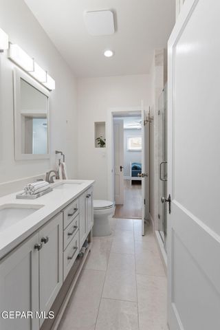 300 ROSEMONT Drive, El Paso, TX 79922