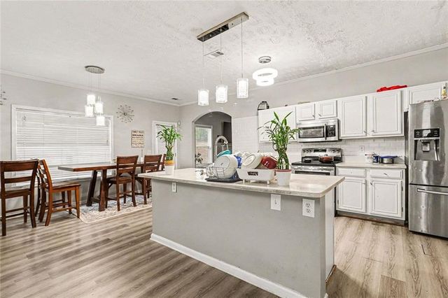 326 Cog Hill Drive, Fairburn, GA 30213