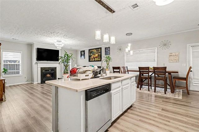 326 Cog Hill Drive, Fairburn, GA 30213