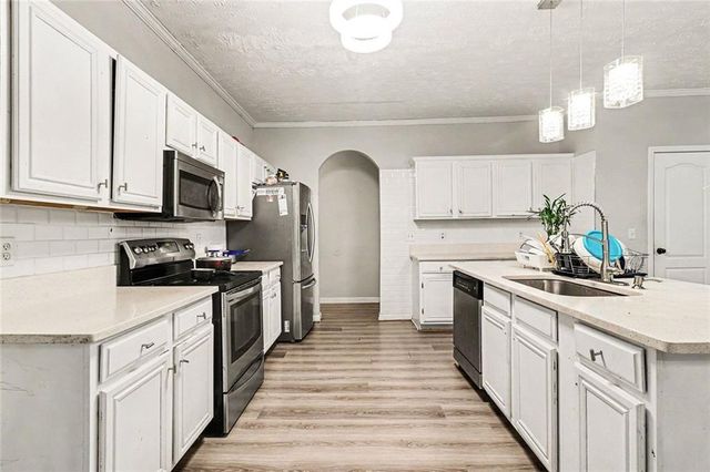 326 Cog Hill Drive, Fairburn, GA 30213