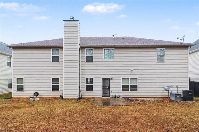 326 Cog Hill Drive, Fairburn, GA 30213