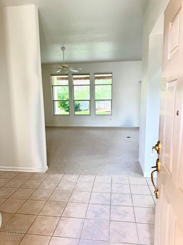 325 Savannah Ct, Roseville, CA 95747