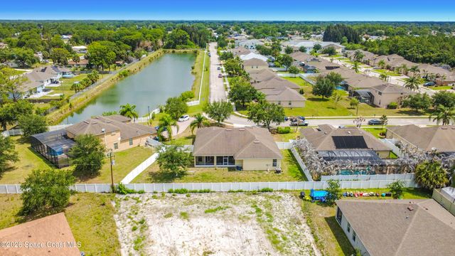 208 Grouper Circle SE, Palm Bay, FL 32909