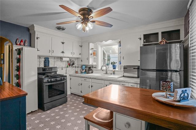 25 Trieste Street, Pawtucket, RI 02860