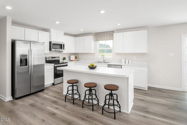 71 Better Day Way, Lillington, NC 27546