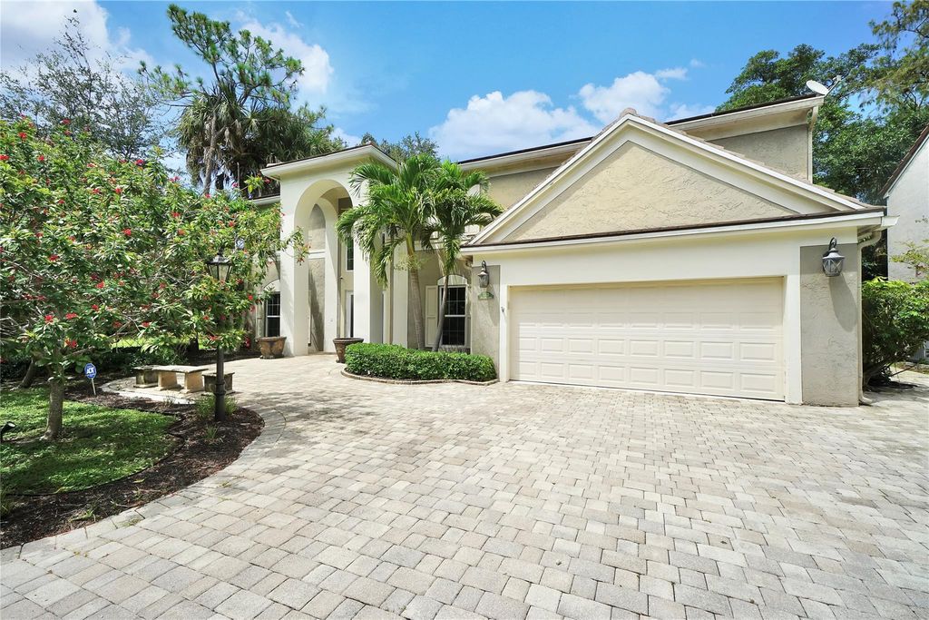 7501 Red Bay Place, Coral Springs, FL 33065