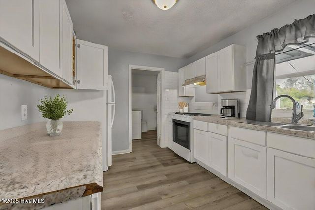 1113 E Stewart Circle, Wilmington, NC 28405