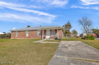 1113 E Stewart Circle, Wilmington, NC 28405